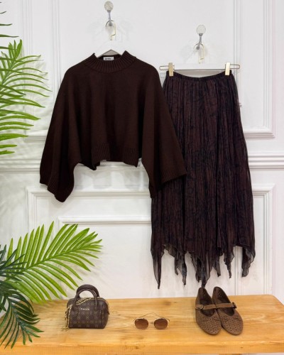 İzinaz ikili kombin Kahve  kazak,kahve etek