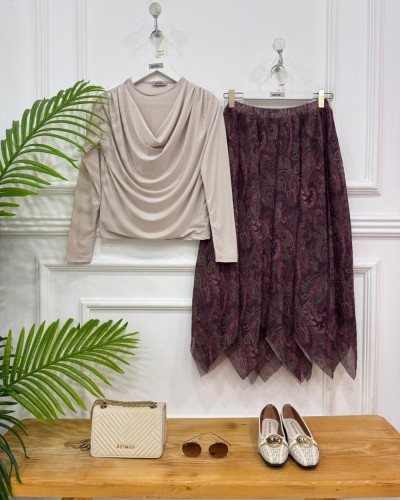 Şermin İkili kombin bordo etek bej badi