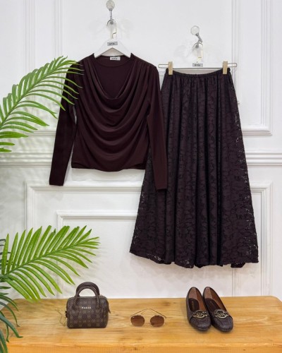 Lirik ikili kombin kahve etek kahve bluz