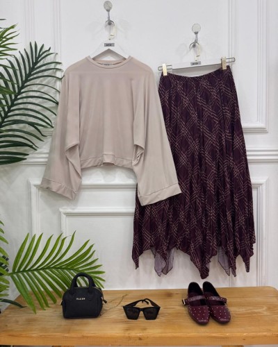 henna bordo etek+ bej bluz