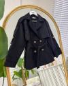 Stil Trench siyah